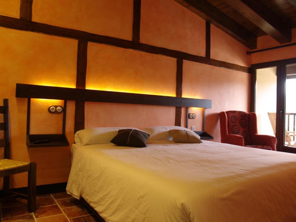 Font D'En Torres Solo Adultos Guest House Morella Rom bilde