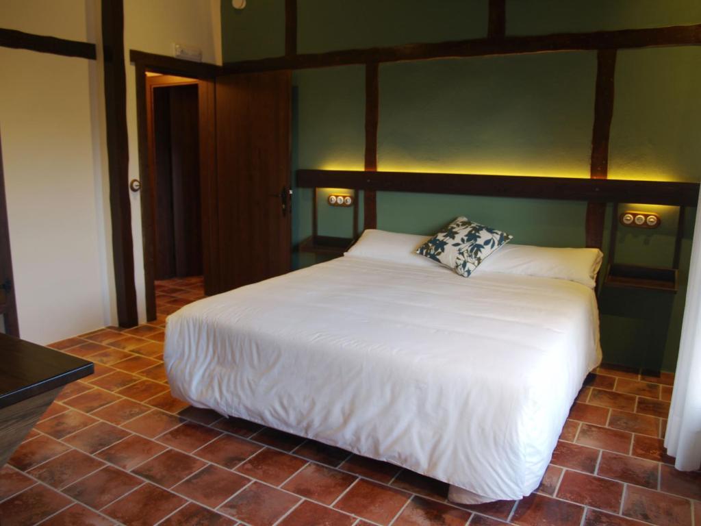Font D'En Torres Solo Adultos Guest House Morella Eksteriør bilde
